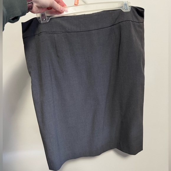 Calvin Klein Pencil Skirt - Picture 5 of 5